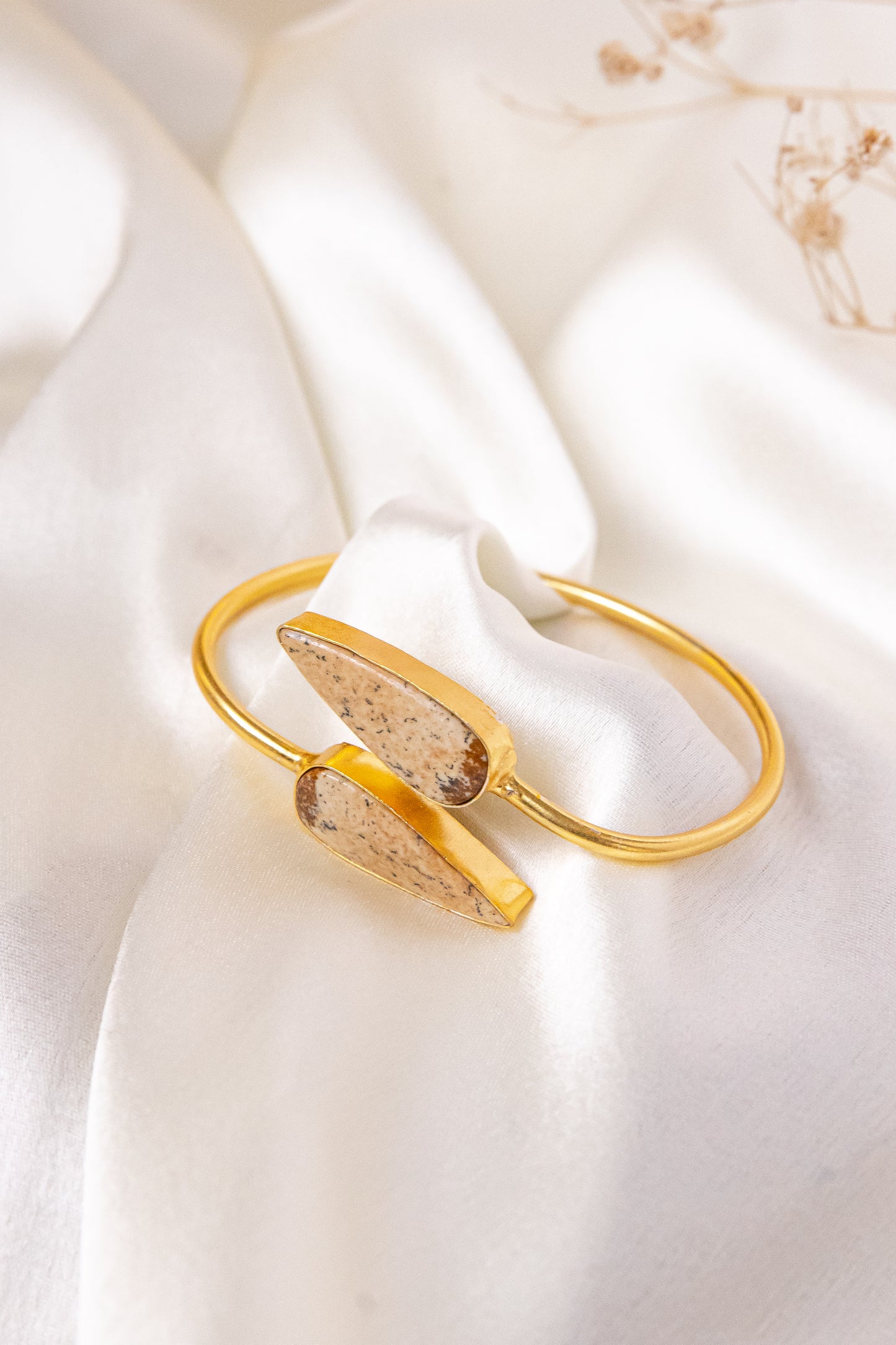 JASPER CUFF