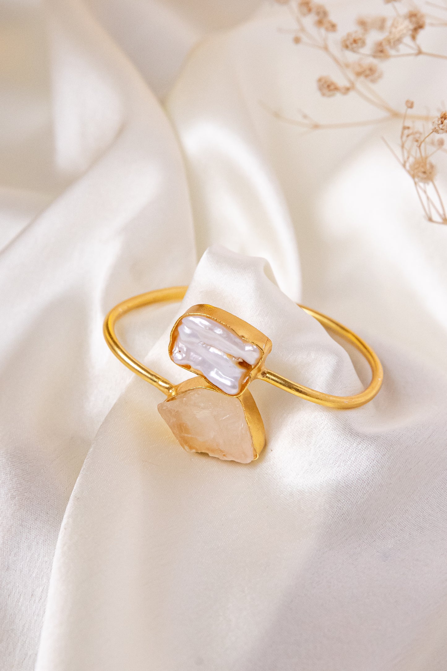 ROSE GLOW CUFF