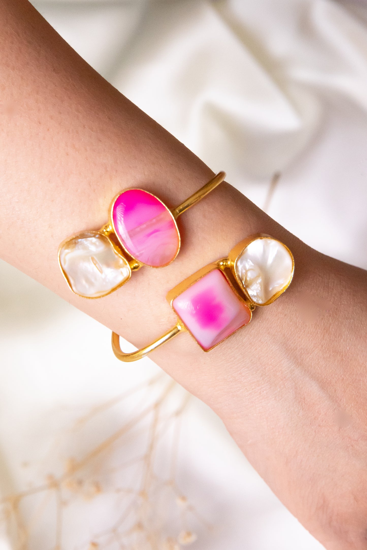 DAWN CUFF