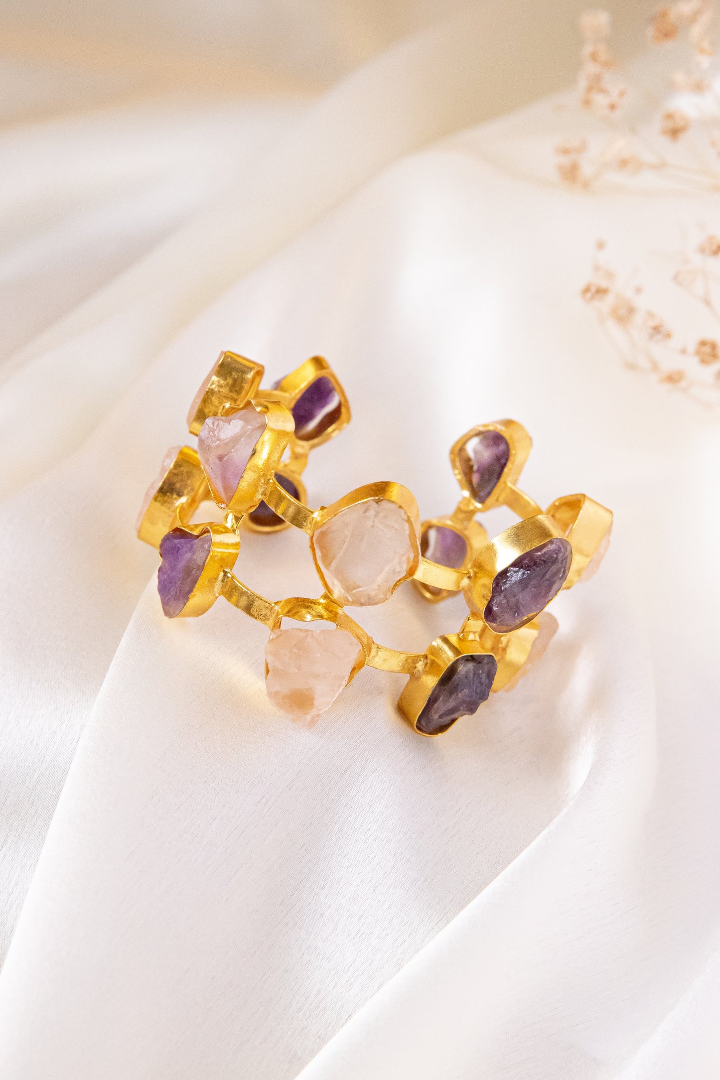 VERA CUFF