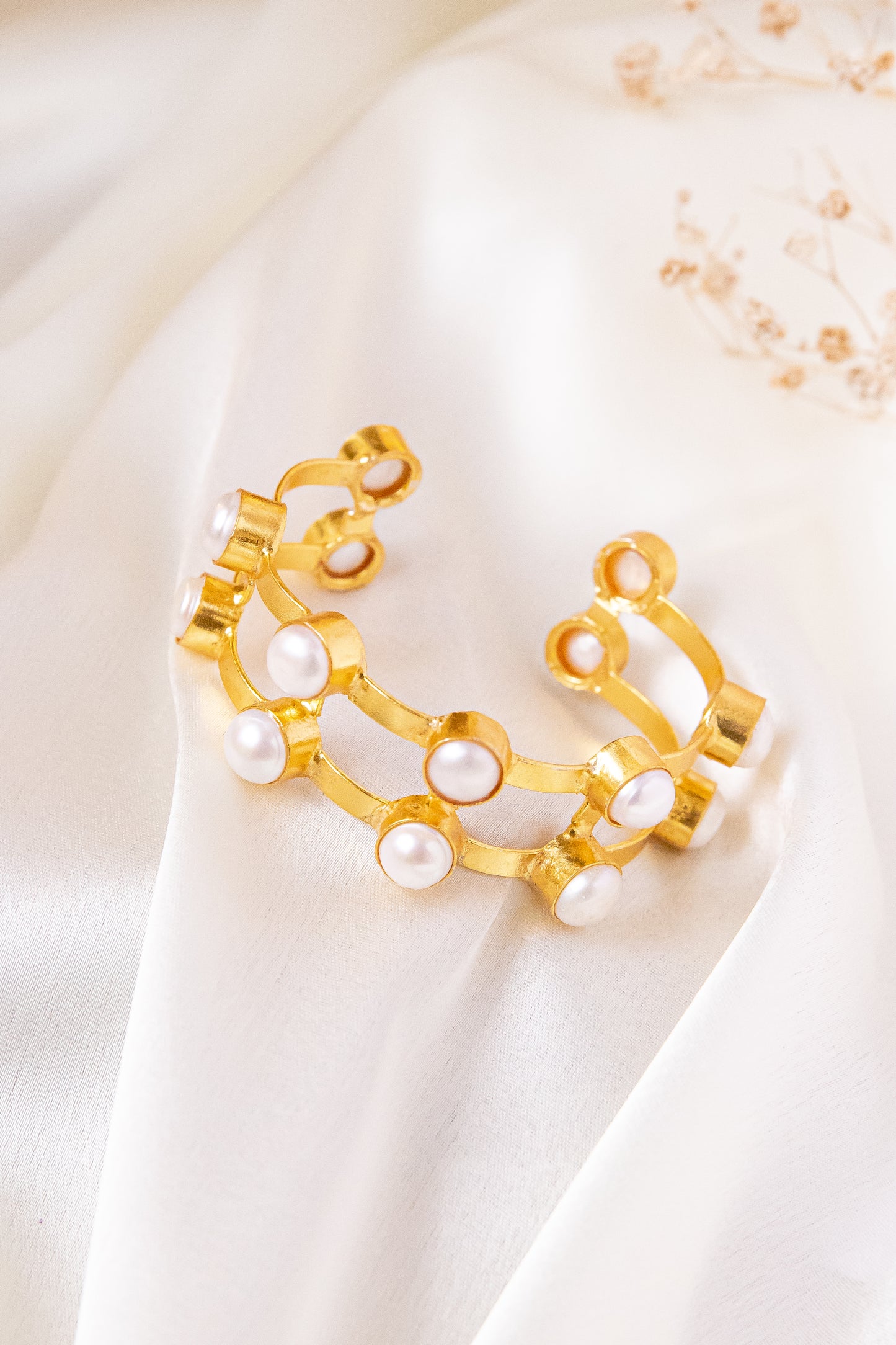 MIRA CUFF