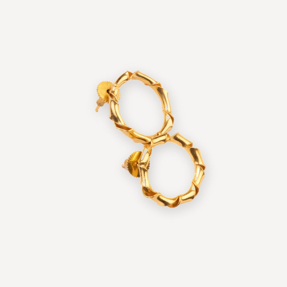 TWISTED HOOPS