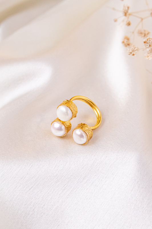 PEARL RING