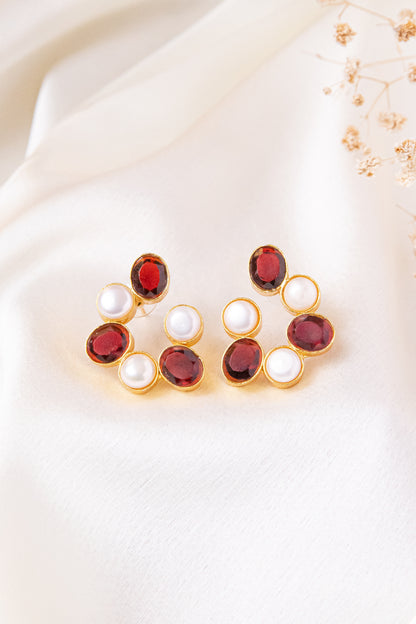 RED HYDRO & PEARL EARRING