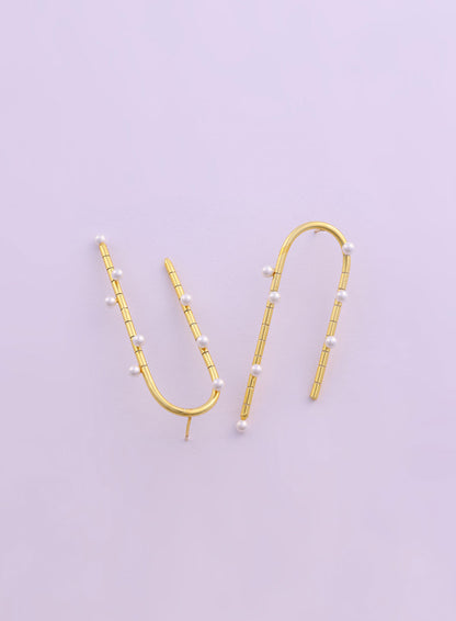 U TURN EARRING